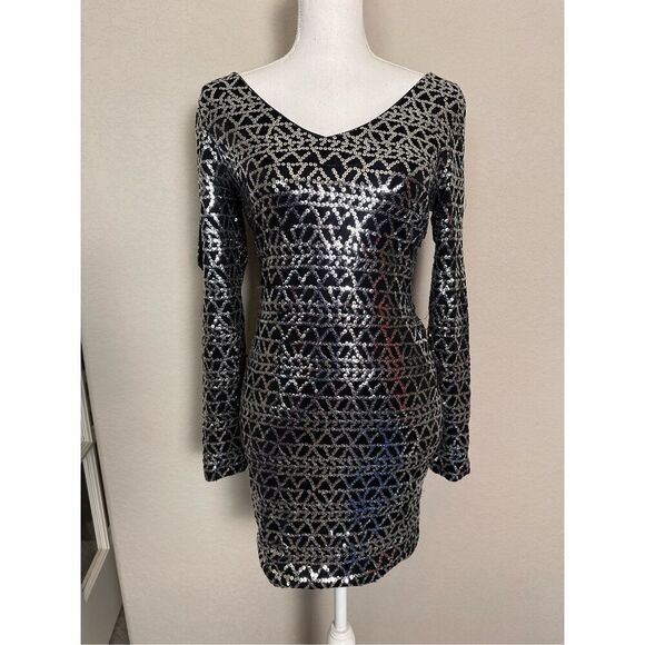 As U Wish Black Silver Sequin Peek a Boo Arm Slit Long Sleeve Party Dress Medium - Picture 1 of 7